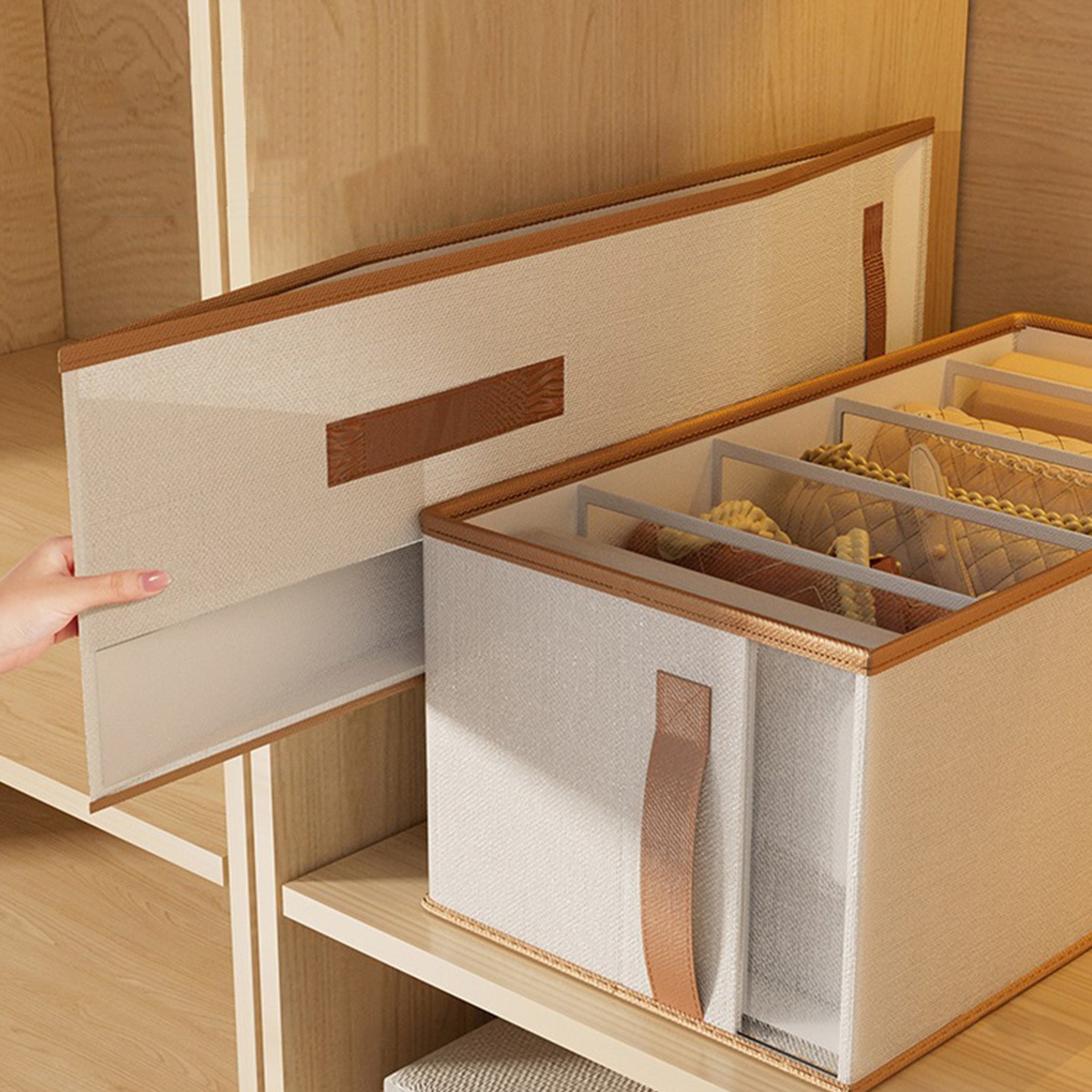 A Set of Three Foldable Storage Boxes (With Dividers) - Made from Thick Non-Woven Fabric, Featuring a Transparent Lid And a Multi-Compartment Design That Saves Space. Suitable for Clothing, Luggage, Under-Bed Storage, Wardrobes, Dorms